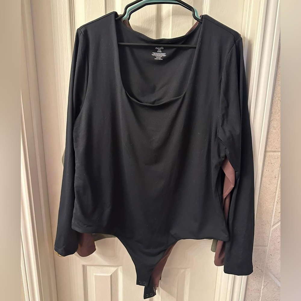 Nuuds 3x black square neck bodysuit
